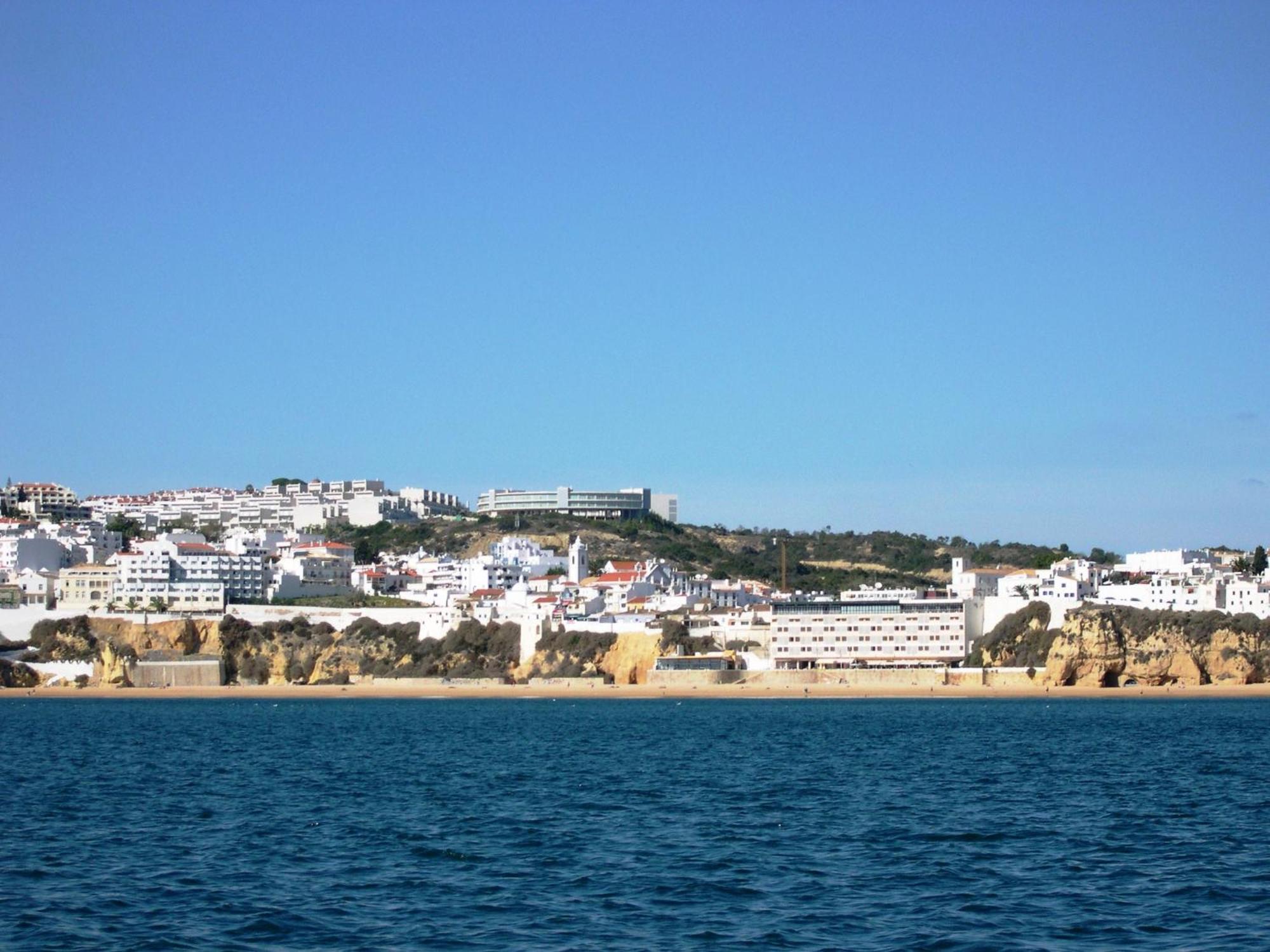 Apartamento Eber - Independent 1 & 2 Bedroom Apartments, Pool, Air Con, Fast Wi-fi, Near Old Town Of And Beaches *